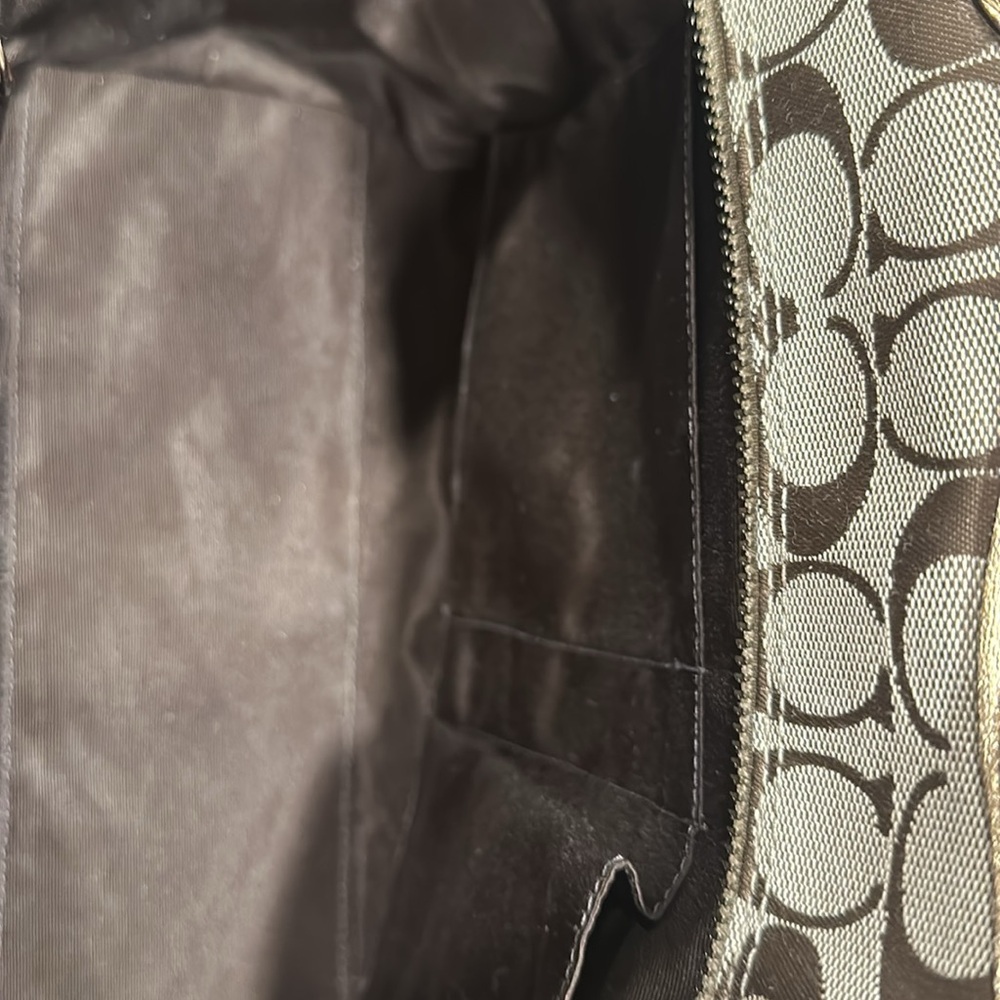 Coach Purse - Picture 7 of 8